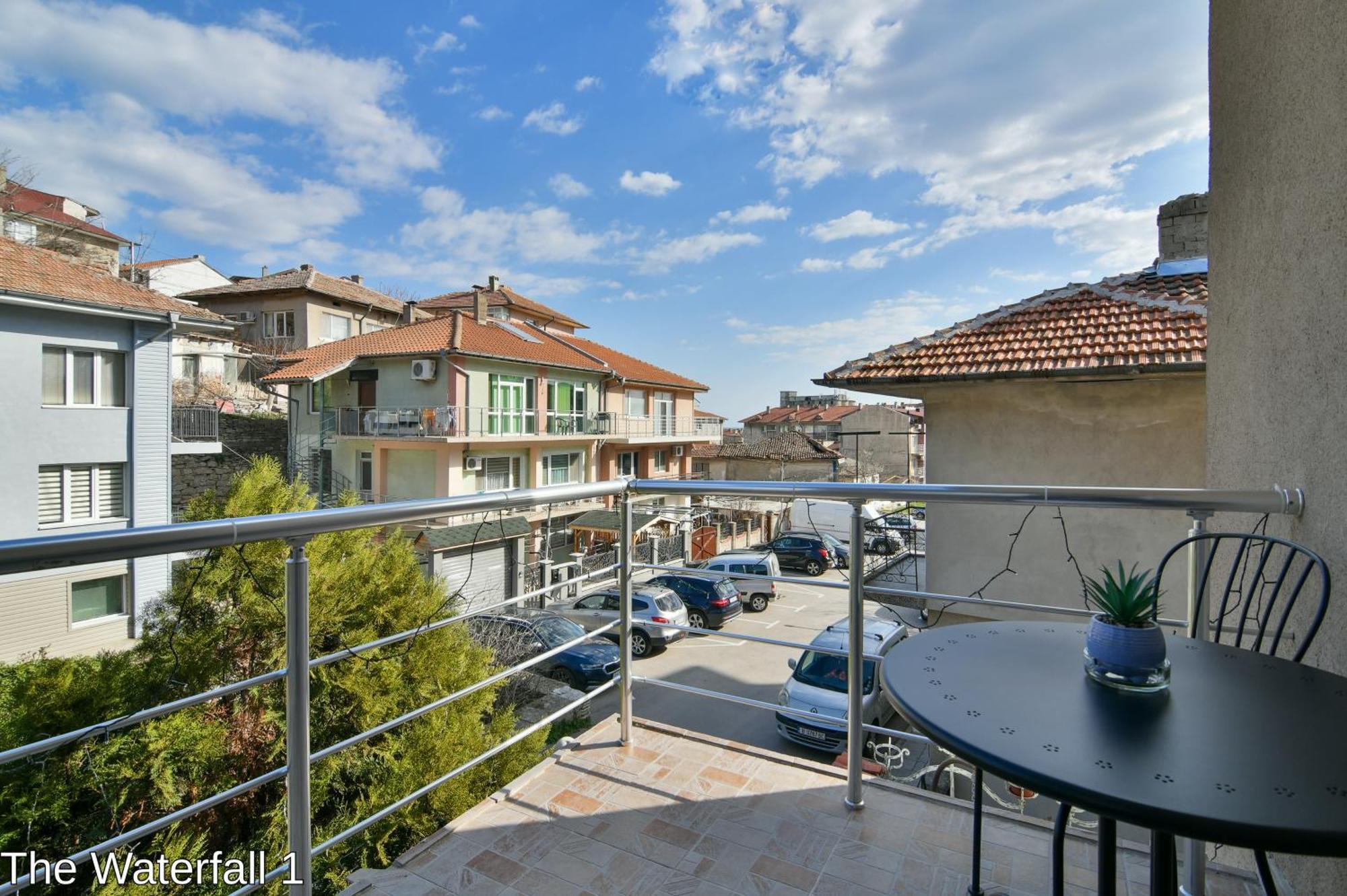 Самостоятелни Стаи "Водопада" Balchik Exterior foto